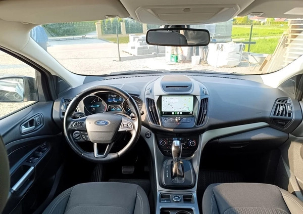 Ford Kuga cena 72600 przebieg: 154927, rok produkcji 2018 z Jedlicze małe 781